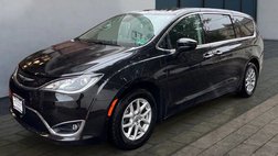 2020 Chrysler Pacifica Touring