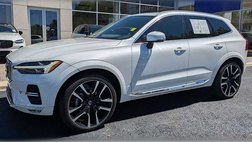 2023 Volvo XC60 B5 Ultimate Bright Theme