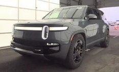 2023 Rivian R1S Adventure
