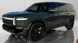 2023 Rivian R1S Adventure