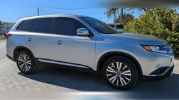 2020 Mitsubishi Outlander SE