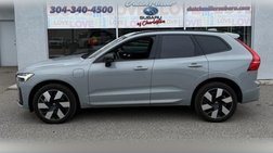 2025 Volvo XC60 T8 Plus Dark Theme