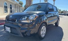 2013 Kia Soul Base
