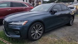 2022 Volvo S60 B5 Momentum