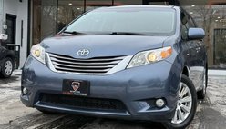 2017 Toyota Sienna XLE
