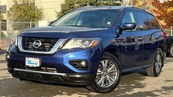 2017 Nissan Pathfinder SV