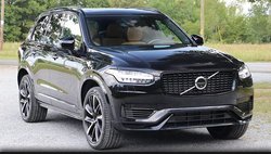 2023 Volvo XC90 Recharge T8 Ultimate Dark Theme