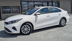 2022 Kia Forte FE