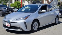 2022 Toyota Prius LE