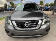 2020 Nissan Pathfinder S