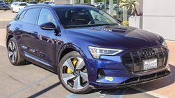 2022 Audi e-tron quattro Premium Plus