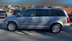 2015 Chrysler Town and Country Limited Platinum