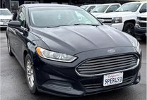 2016 Ford Fusion S