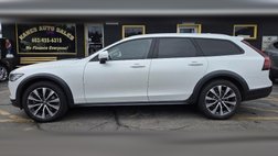 2022 Volvo V90 Cross Country B6