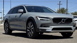 2025 Volvo V90 Cross Country B6 Plus