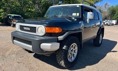 2012 Toyota FJ Cruiser Base