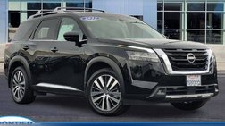 2022 Nissan Pathfinder Platinum