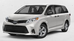 2018 Toyota Sienna LE 7-Passenger