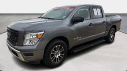 2023 Nissan Titan SV