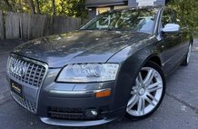 2007 Audi S8 quattro