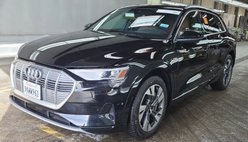2022 Audi e-tron quattro Premium Plus