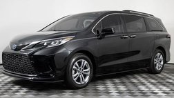 2022 Toyota Sienna XSE 7-Passenger