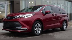 2023 Toyota Sienna Platinum 7-Passenger