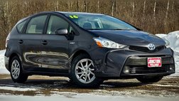 2016 Toyota Prius v Two