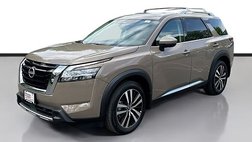 2024 Nissan Pathfinder Platinum