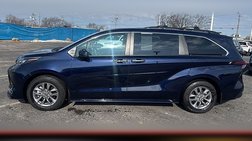 2024 Toyota Sienna XLE 7-Passenger