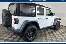 2024 Jeep Wrangler Willys 4WD