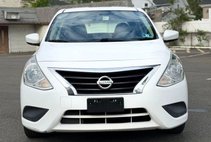 2015 Nissan Versa 1.6 S