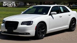 2022 Chrysler 300 S V6