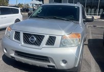 2015 Nissan Armada SV
