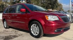 2015 Chrysler Town and Country Touring