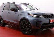 2022 Land Rover Discovery P300 S R-Dynamic