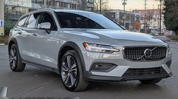 2025 Volvo V60 Cross Country B5 Plus