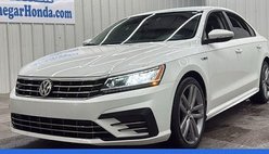 2018 Volkswagen Passat R-Line