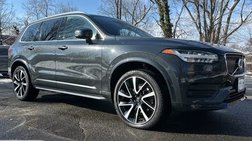 2021 Volvo XC90 T6 Momentum 7-Passenger