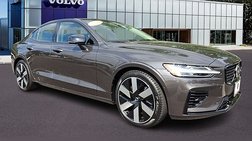 2025 Volvo S60 T8 Plus