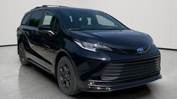 2025 Toyota Sienna Woodland Edition