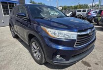 2016 Toyota Highlander LE