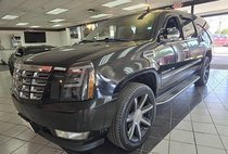 2011 Cadillac Escalade ESV Luxury