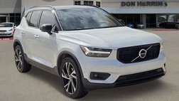 2022 Volvo XC40 T5 R-Design