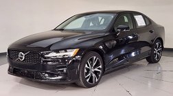 2024 Volvo S60 B5 Core Dark Theme