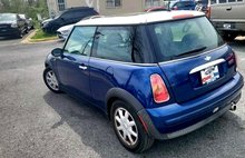 2004 MINI Cooper Base