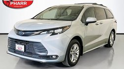 2023 Toyota Sienna Woodland Edition