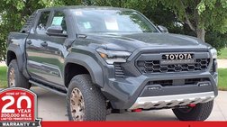 2025 Toyota Tacoma TRD SPORT HYBRID