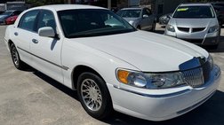 2000 Lincoln Town Car Signature