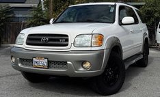 2004 Toyota Sequoia SR5